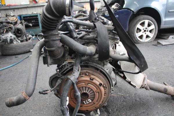 MOTEUR MITSUBISHI 1.3 ESSENCE CODE: A4A90/M135930 - Vue 6